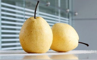 	多(duō)吃(chī)梨可(kě)以讓你(nǐ)臉色紅(hóng)潤