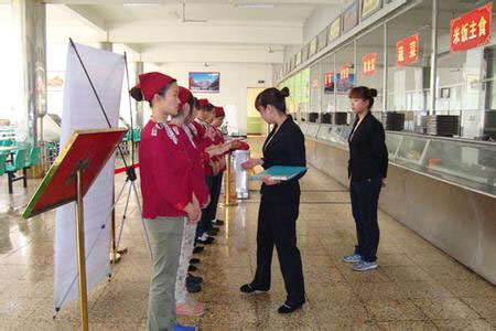 服務細節反映一(yī)個(gè)餐館的(de)經營狀況